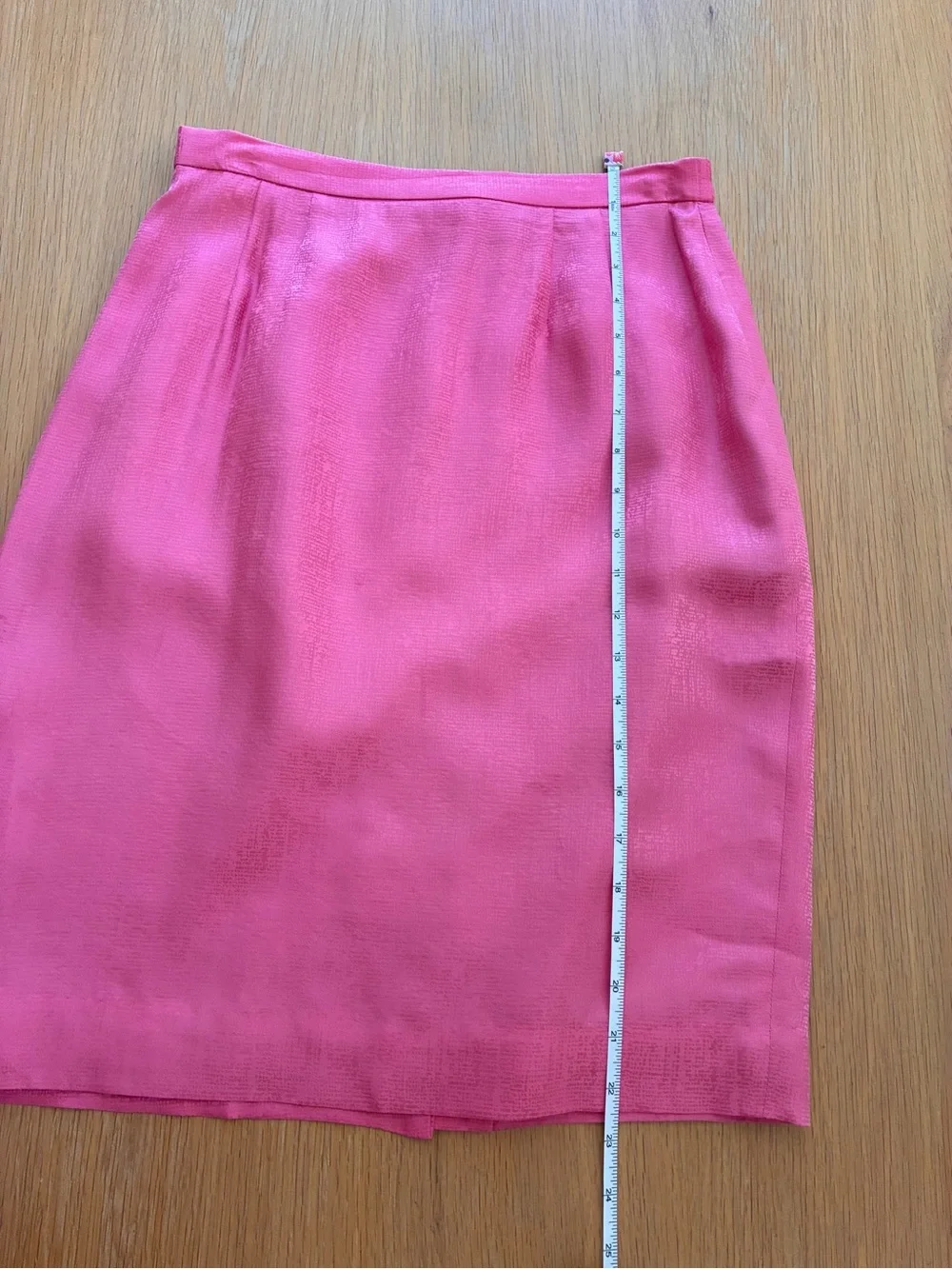 Vintage Papell Petites-100% Silk-Fuchsia-Pink Pencil Skirt-Barbiecore-90s-6P
